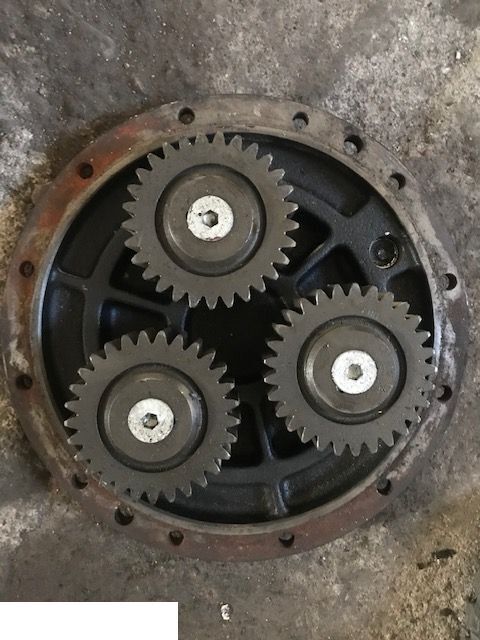 New Holland - Zwolnica - Final drive for Agricultural machinery: picture 3 New Holland - Zwolnica - Final drive for Agricultural machinery: picture 3