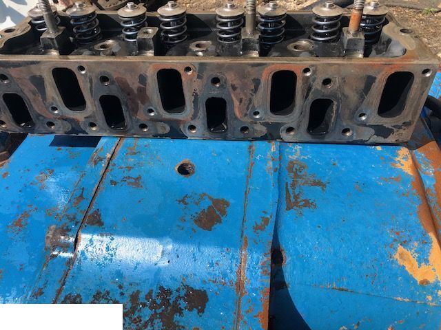 Perkins 1004.4 - Manitou - Caterpillar - Cylinder head for Agricultural machinery: picture 1 Perkins 1004.4 - Manitou - Caterpillar - Cylinder head for Agricultural machinery: picture 1