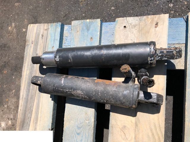 Same Explorer - Zwrotnica - Steering knuckle for Agricultural machinery: picture 4 Same Explorer - Zwrotnica - Steering knuckle for Agricultural machinery: picture 4