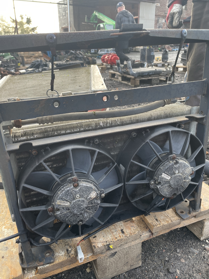 Same Rubin 150 - chłodnica - Oil cooler: picture 2 Same Rubin 150 - chłodnica - Oil cooler: picture 2