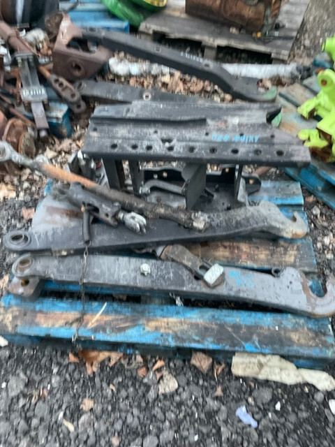Spare parts for Farm tractor Belki ramiona wieszaki stabilizator claas Axion: picture 6