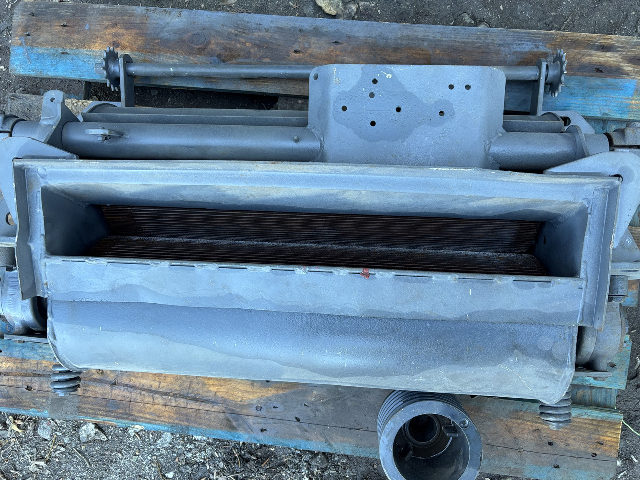 Claas Jaguar 800-900 Corncracker Gniotownik KOMPLETNY - Spare parts for Agricultural machinery: picture 4 Claas Jaguar 800-900 Corncracker Gniotownik KOMPLETNY - Spare parts for Agricultural machinery: picture 4
