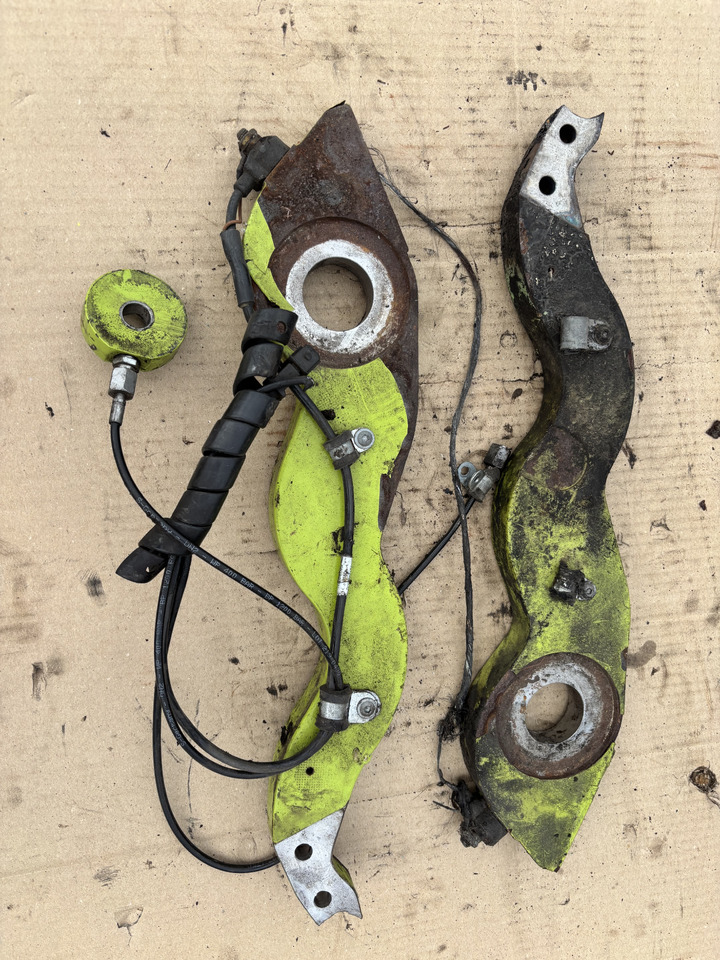 Claas Jaguar 970 - ŁĄCZNIK WAŁKÓW - 00 1410 772 1 , 00 2779 983 2 , 0014107721 0027799832 - Spare parts for Combine harvester: picture 1 Claas Jaguar 970 - ŁĄCZNIK WAŁKÓW - 00 1410 772 1 , 00 2779 983 2 , 0014107721 0027799832 - Spare parts for Combine harvester: picture 1