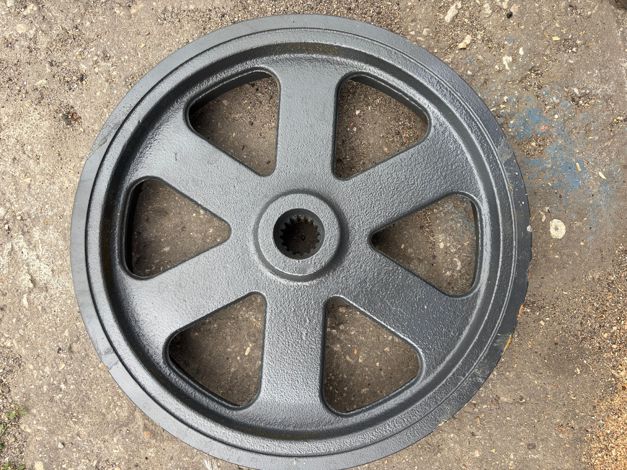 Jaguar 830-860 980 990 Direct Disc 610 Koło Pasowe 0004958214 00 0495 821 4 - Spare parts for Agricultural machinery: picture 2 Jaguar 830-860 980 990 Direct Disc 610 Koło Pasowe 0004958214 00 0495 821 4 - Spare parts for Agricultural machinery: picture 2