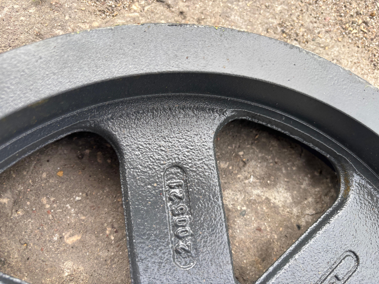 Jaguar 830-860 980 990 Direct Disc 610 Koło Pasowe 0004958214 00 0495 821 4 - Spare parts for Agricultural machinery: picture 5 Jaguar 830-860 980 990 Direct Disc 610 Koło Pasowe 0004958214 00 0495 821 4 - Spare parts for Agricultural machinery: picture 5