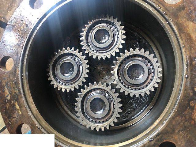 Kramer 311 | Kramer 411 | Kramer 412 | Kramer 345-02 | Kramer 516 | Kramer 550 | Kramer 850 | Kramer 880 - Zwolnica - Zwrotnica - Półoś - Skrzynia - Silnik - Siłowniki - Spare parts for Wheel loader: picture 2 Kramer 311 | Kramer 411 | Kramer 412 | Kramer 345-02 | Kramer 516 | Kramer 550 | Kramer 850 | Kramer 880 - Zwolnica - Zwrotnica - Półoś - Skrzynia - Silnik - Siłowniki - Spare parts for Wheel loader: picture 2