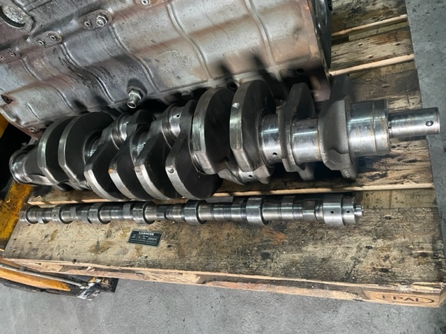 Wałek rozrządu M20 Liebherr D906/D916/D926 9882651 - Camshaft for Agricultural machinery: picture 1 Wałek rozrządu M20 Liebherr D906/D916/D926 9882651 - Camshaft for Agricultural machinery: picture 1