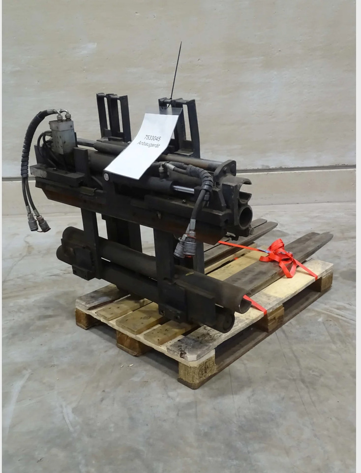 Durwen DPK25C - Attachment for Material handling equipment: picture 3 Durwen DPK25C - Attachment for Material handling equipment: picture 3
