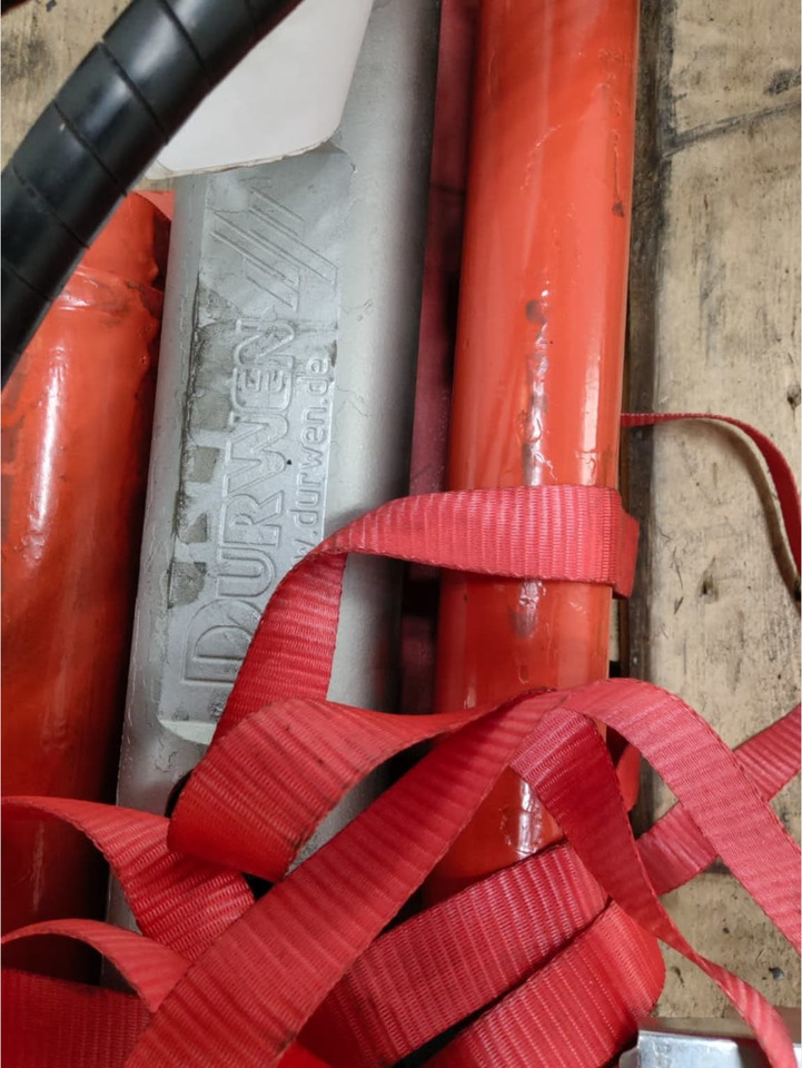 Durwen Fork positioner FEM 2 - Attachment for Material handling equipment: picture 2 Durwen Fork positioner FEM 2 - Attachment for Material handling equipment: picture 2