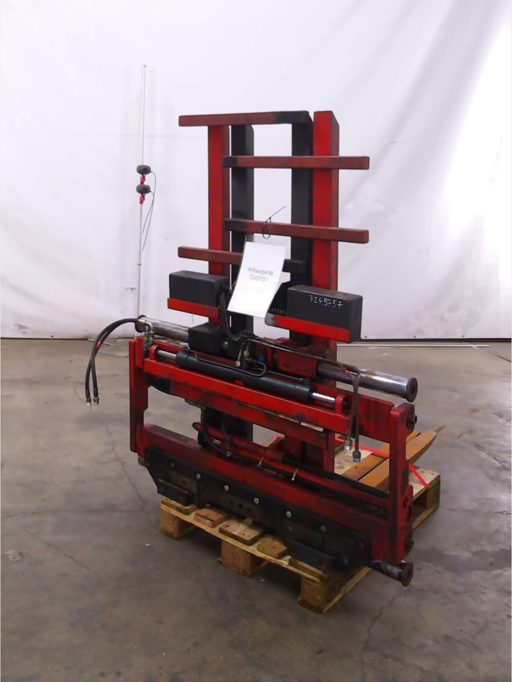 Meyer 6-5208F - Attachment for Material handling equipment: picture 3 Meyer 6-5208F - Attachment for Material handling equipment: picture 3
