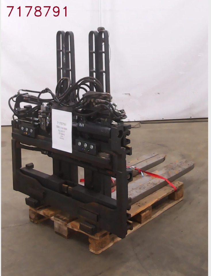 Stabau S7DPK30TG-S-01 - Attachment for Material handling equipment: picture 3 Stabau S7DPK30TG-S-01 - Attachment for Material handling equipment: picture 3