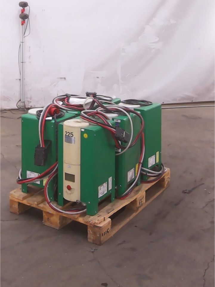 Battery Charger Package 6 pieces - Electrical system for Material handling equipment: picture 3 Battery Charger Package 6 pieces - Electrical system for Material handling equipment: picture 3