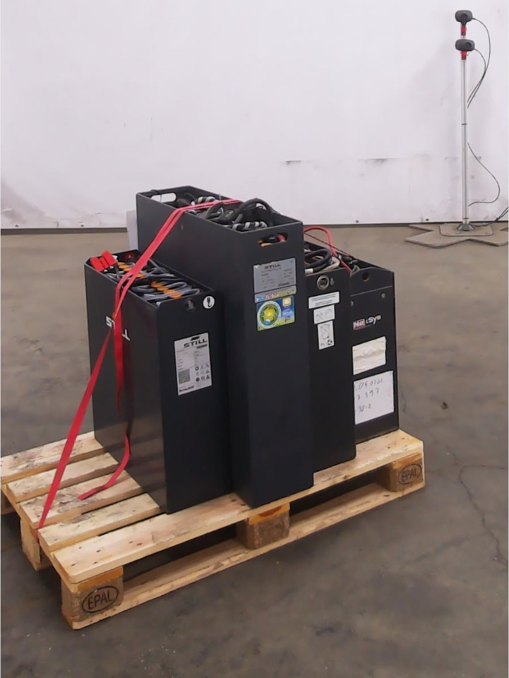 Battery Package - 4 pcs. Batteries - Battery for Material handling equipment: picture 1 Battery Package - 4 pcs. Batteries - Battery for Material handling equipment: picture 1