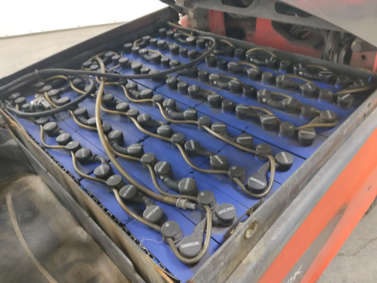 Linde E30L-01 - Electric forklift: picture 5 Linde E30L-01 - Electric forklift: picture 5