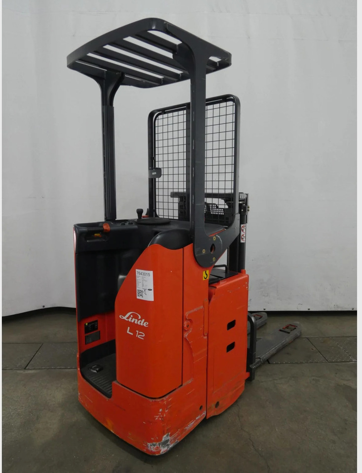 Linde L12LS - Stacker: picture 2 Linde L12LS - Stacker: picture 2