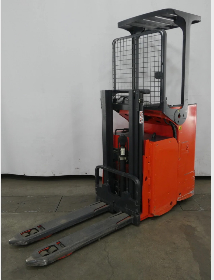 Linde L12LS - Stacker: picture 1 Linde L12LS - Stacker: picture 1