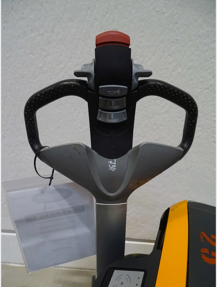 STILL EXU18 - Pallet truck: picture 4 STILL EXU18 - Pallet truck: picture 4