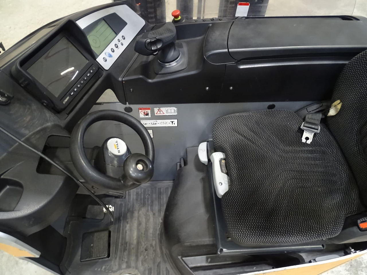 STILL FM-X17 - Reach truck: picture 4 STILL FM-X17 - Reach truck: picture 4