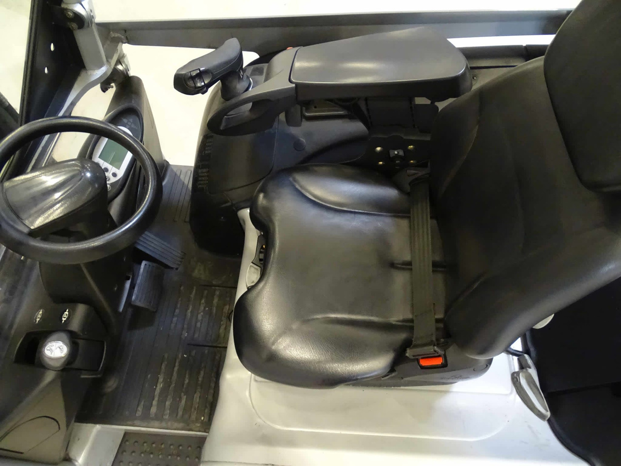 STILL RX20-16P - Electric forklift: picture 4 STILL RX20-16P - Electric forklift: picture 4
