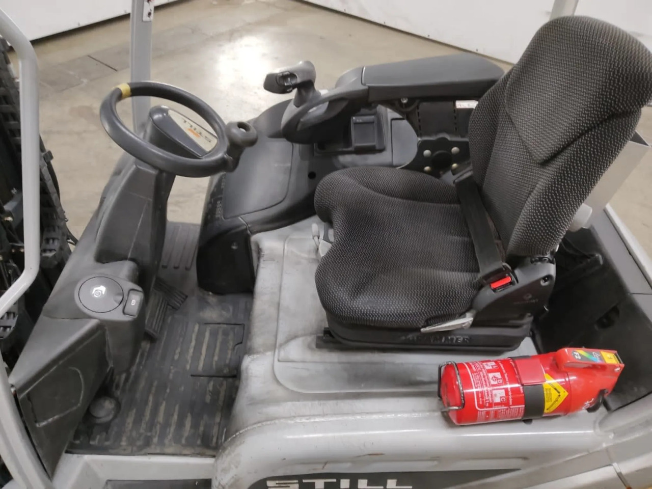 STILL RX20-20P - Electric forklift: picture 4 STILL RX20-20P - Electric forklift: picture 4