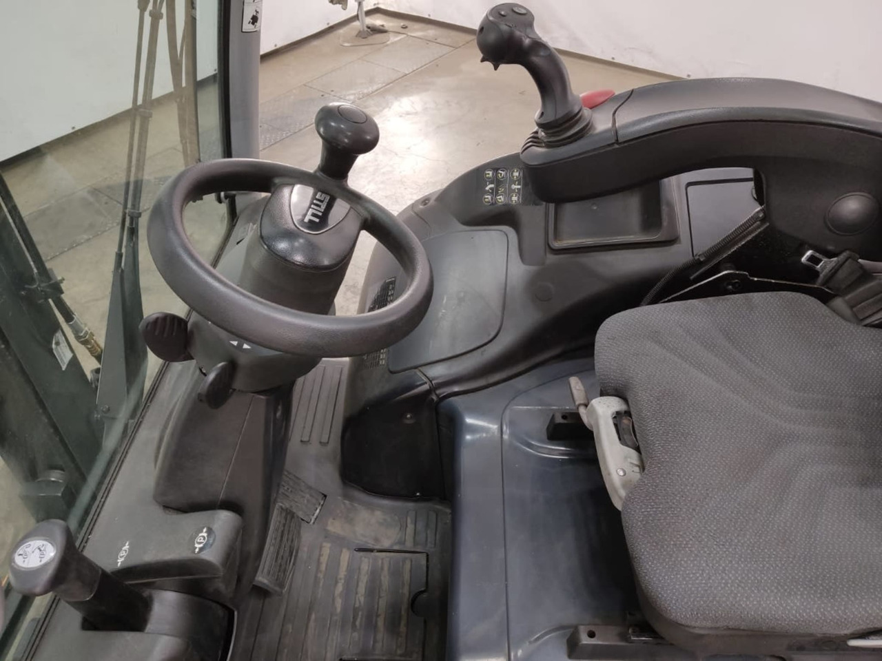 STILL RX60-25 - Electric forklift: picture 4 STILL RX60-25 - Electric forklift: picture 4