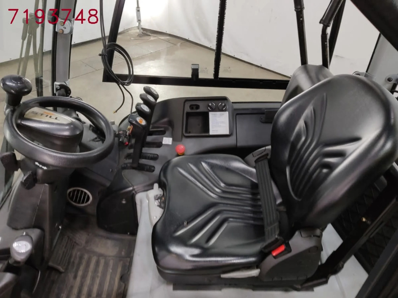 STILL RX60-25 - Electric forklift: picture 4 STILL RX60-25 - Electric forklift: picture 4