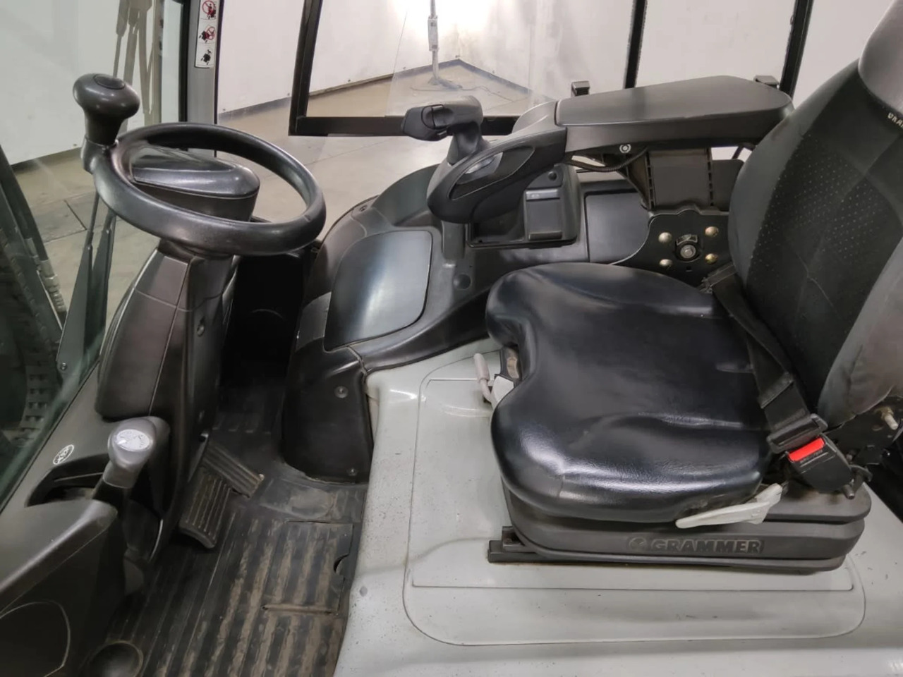 STILL RX60-25L/600 - Electric forklift: picture 4 STILL RX60-25L/600 - Electric forklift: picture 4