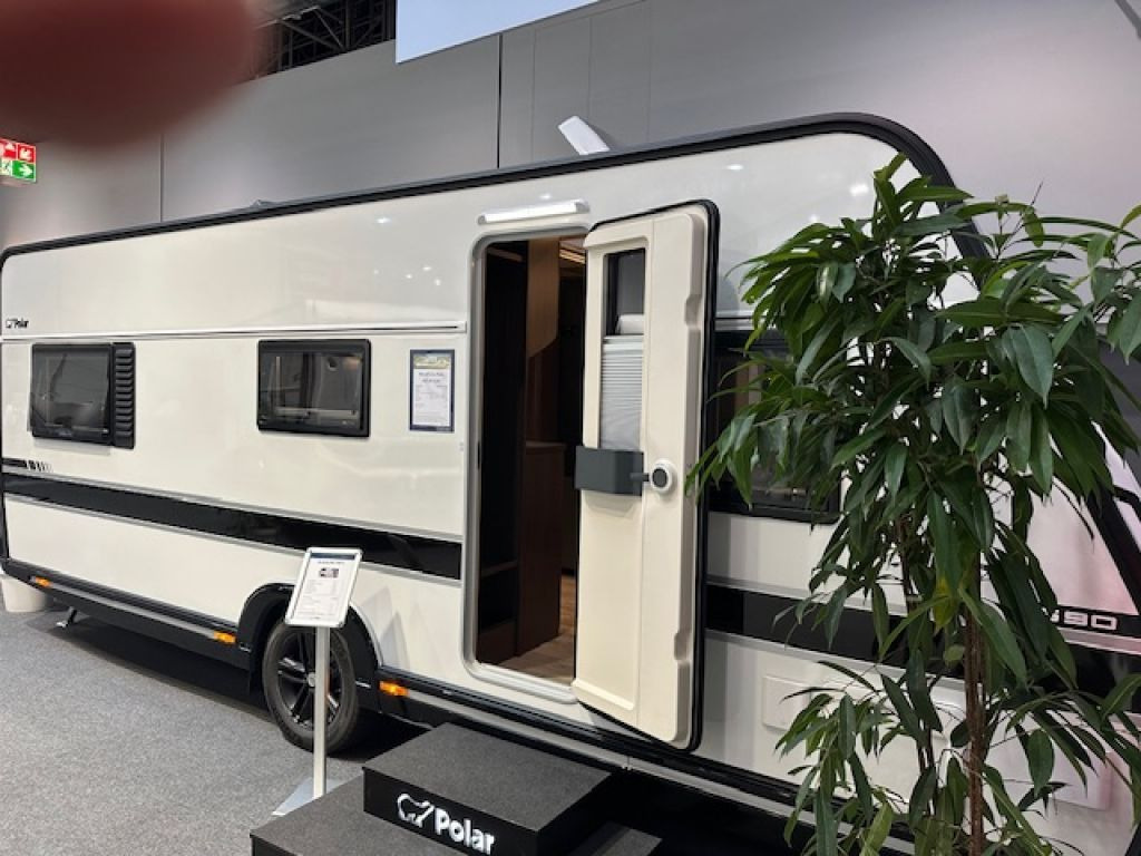 Polar Blackline 590 S WINTERCAMPING & LUXUS PUR - Caravan: picture 3 Polar Blackline 590 S WINTERCAMPING & LUXUS PUR - Caravan: picture 3