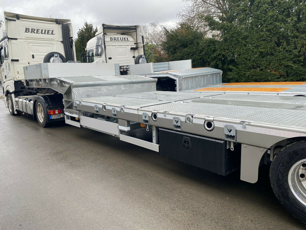 VEGA Verzinkt+LIFT+LENKACHSE+LED - Low loader semi-trailer: picture 4 VEGA Verzinkt+LIFT+LENKACHSE+LED - Low loader semi-trailer: picture 4