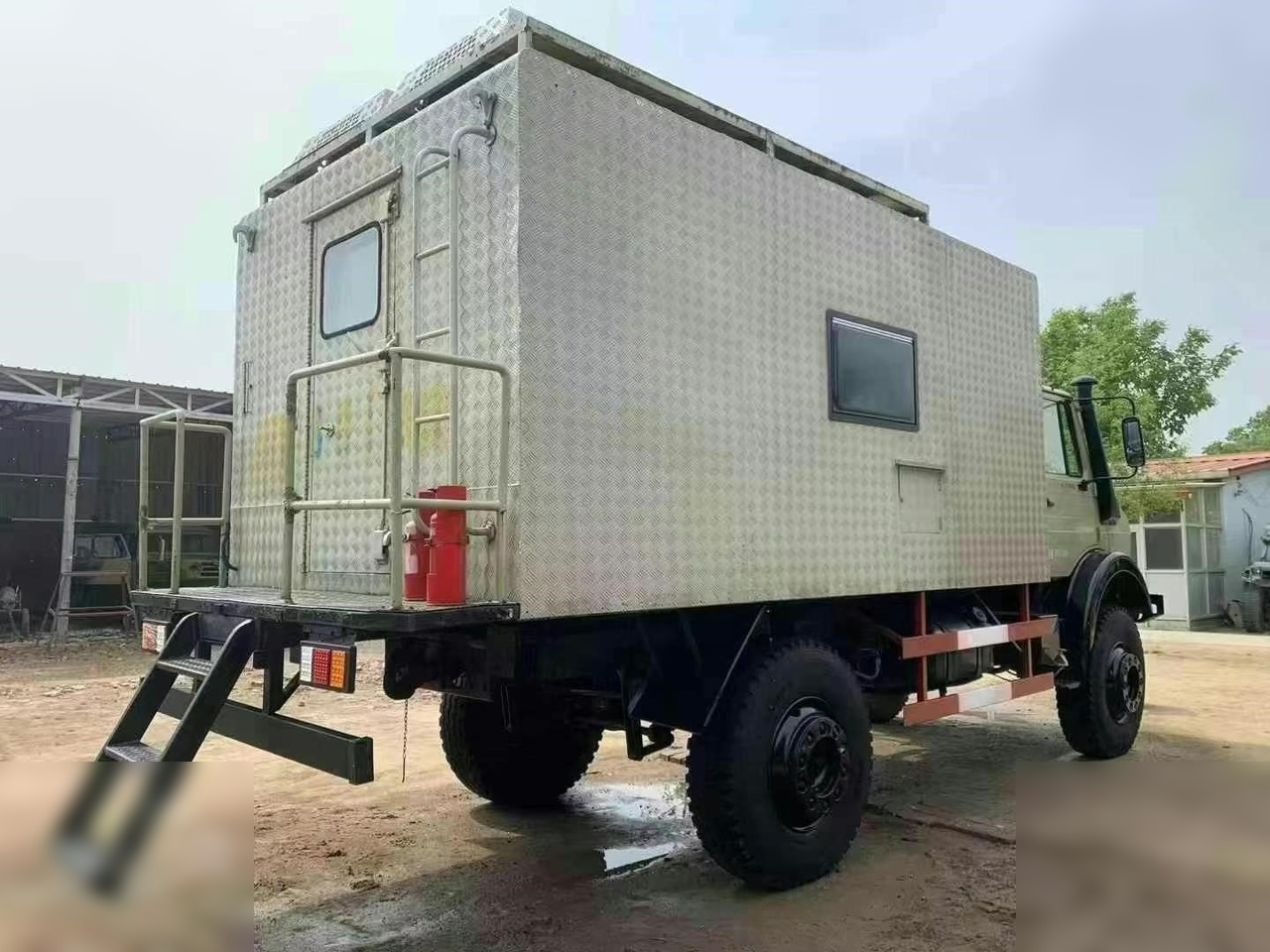 1995 MERCEDES-BENZ UNIMOG 2150 - Cab chassis truck: picture 3 1995 MERCEDES-BENZ UNIMOG 2150 - Cab chassis truck: picture 3