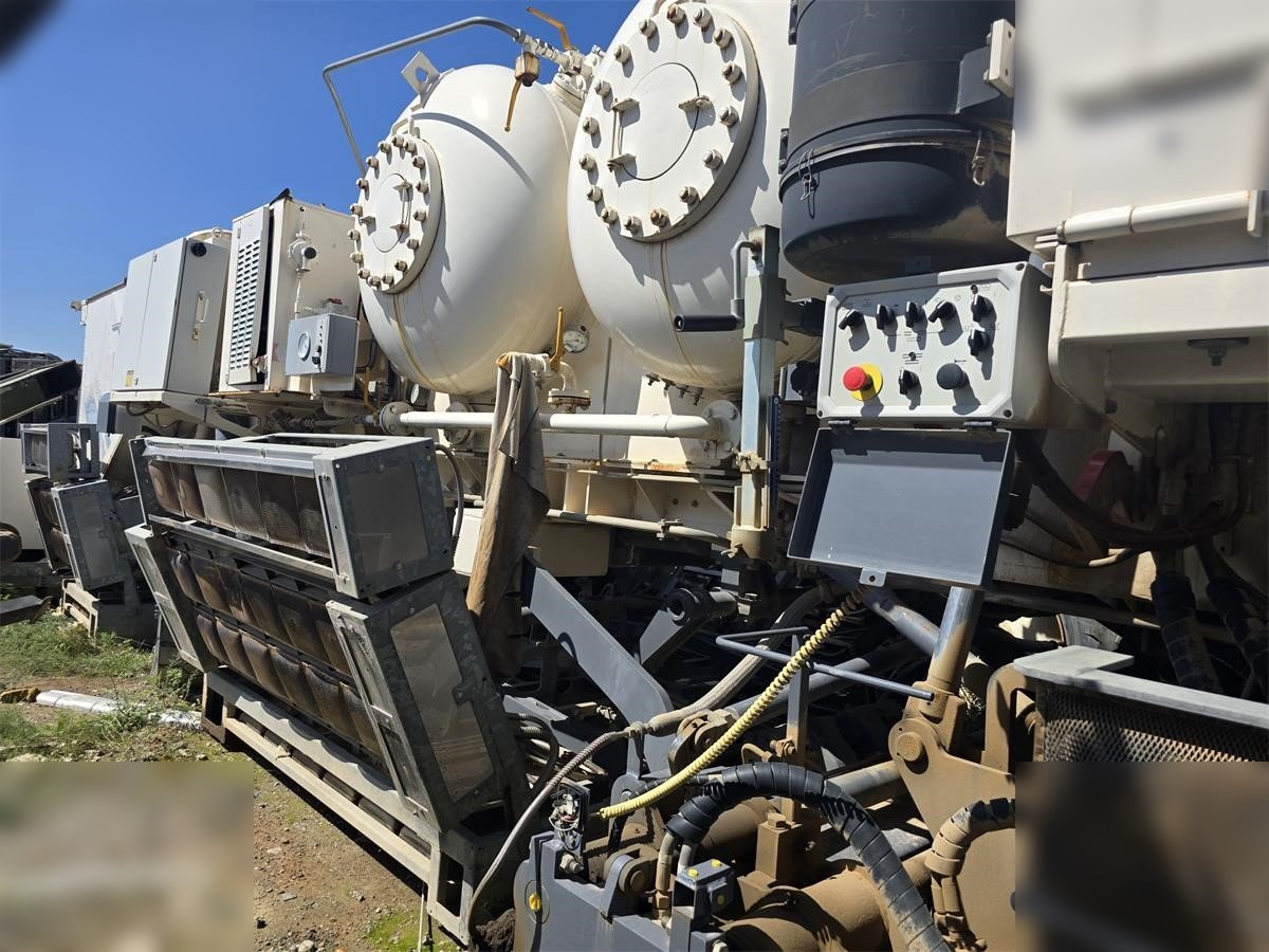 2006 WIRTGEN HM4500 - Asphalt machine: picture 2 2006 WIRTGEN HM4500 - Asphalt machine: picture 2