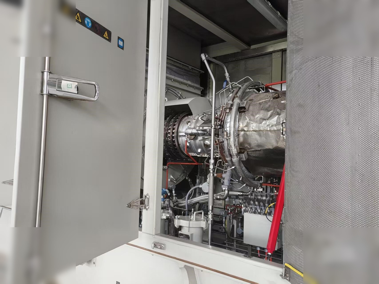 2017 SOLAR TURBINES TAURUS 70 - Construction equipment: picture 3 2017 SOLAR TURBINES TAURUS 70 - Construction equipment: picture 3