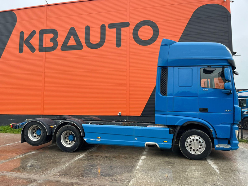 DAF XF 530 6x2 PTO / CHASSIS L=6074 mm - Cab chassis truck: picture 4 DAF XF 530 6x2 PTO / CHASSIS L=6074 mm - Cab chassis truck: picture 4