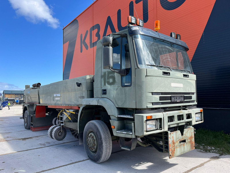 Iveco Fresia F 2000 4x4 SNOW PLOW / BROOM / BLOWER - Road sweeper: picture 4 Iveco Fresia F 2000 4x4 SNOW PLOW / BROOM / BLOWER - Road sweeper: picture 4