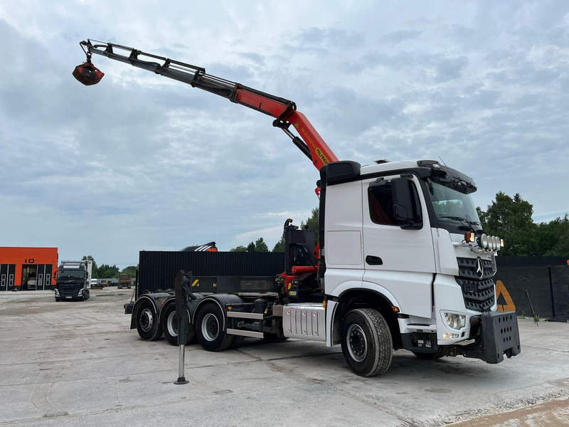 Mercedes-Benz Arocs 3242 8x4 + PK22002 - Hook lift truck, Crane truck: picture 5 Mercedes-Benz Arocs 3242 8x4 + PK22002 - Hook lift truck, Crane truck: picture 5