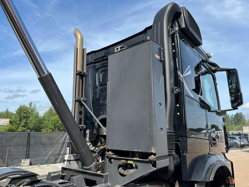 Leasing of Mercedes-Benz Arocs 3253 8x4 2019 Mercedes-Benz Arocs 3253 8x4 2019: picture 16