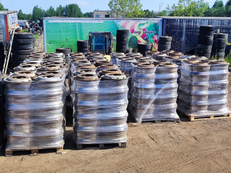 Rims for truck / Veoauto plekkveljed - Tire for Truck: picture 1 Rims for truck / Veoauto plekkveljed - Tire for Truck: picture 1