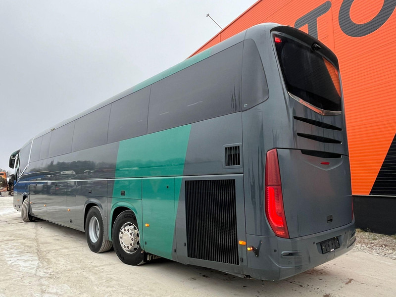 Scania K 450 6x2*4 Irizar i6S 59 SEATS / AC / AUXILIARY HEATING / TV / WC etc. - Coach: picture 4 Scania K 450 6x2*4 Irizar i6S 59 SEATS / AC / AUXILIARY HEATING / TV / WC etc. - Coach: picture 4