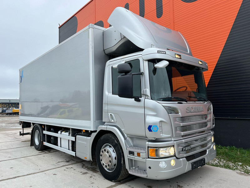 Scania P 250 4x2 THERMOKING / BOX L=6440 mm - Refrigerator truck: picture 3 Scania P 250 4x2 THERMOKING / BOX L=6440 mm - Refrigerator truck: picture 3