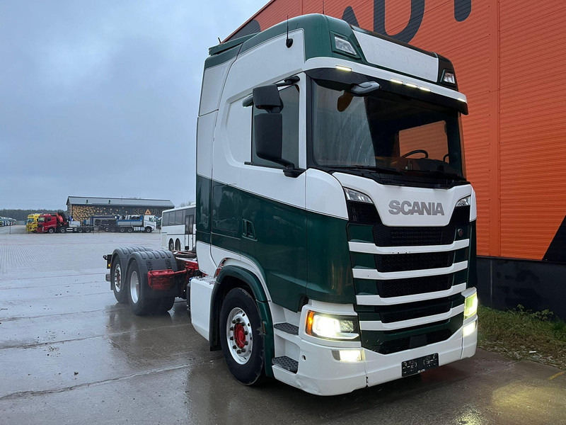 Scania S 540 6x2 9 TON FRONT AXLE / RETARDER / CHASSIS L=5736 mm - Cab chassis truck: picture 3 Scania S 540 6x2 9 TON FRONT AXLE / RETARDER / CHASSIS L=5736 mm - Cab chassis truck: picture 3