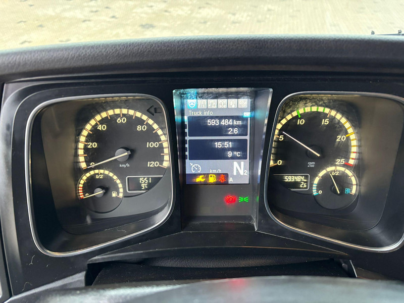 Tractor unit Mercedes-Benz Actros 2663 6x4 GIGASPACE / RETARDER / PTO: picture 16