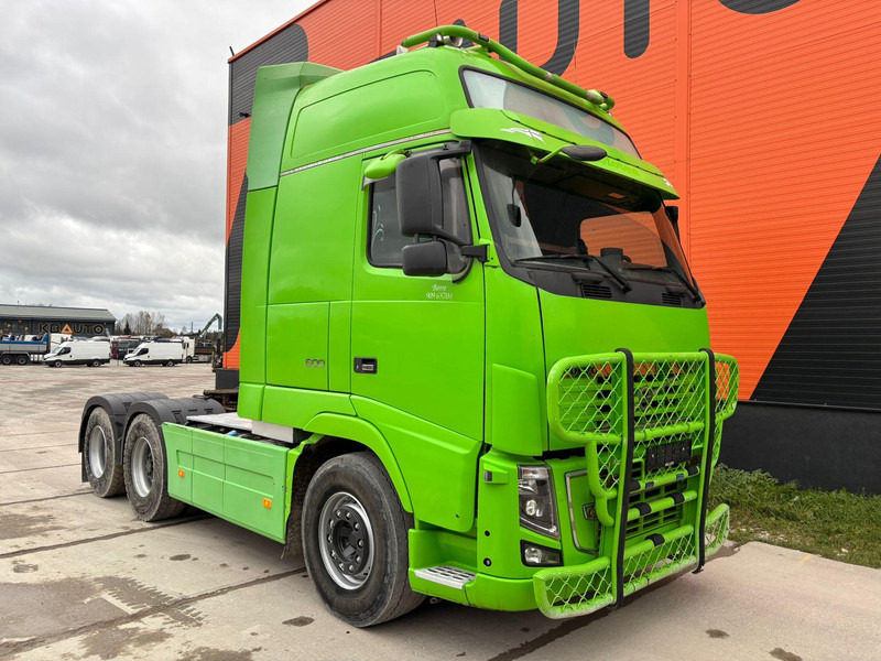 Volvo FH 16 600 6x2 GLOBE XXL ! / HYDRAULICS / RETARDER / DOUBLE BOGIE - Tractor unit: picture 4 Volvo FH 16 600 6x2 GLOBE XXL ! / HYDRAULICS / RETARDER / DOUBLE BOGIE - Tractor unit: picture 4