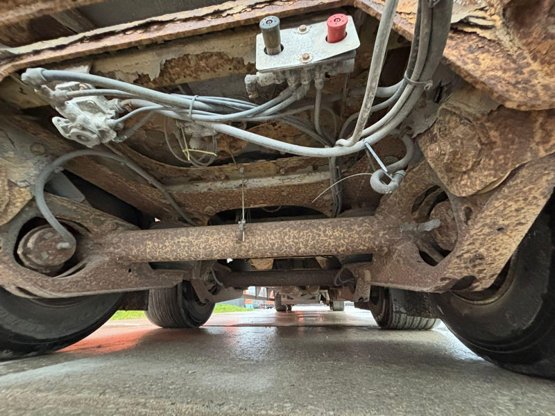 Closed box trailer Vak V-4-40 SAF AXLES / EXTENDABLE DRAWBAR: picture 17