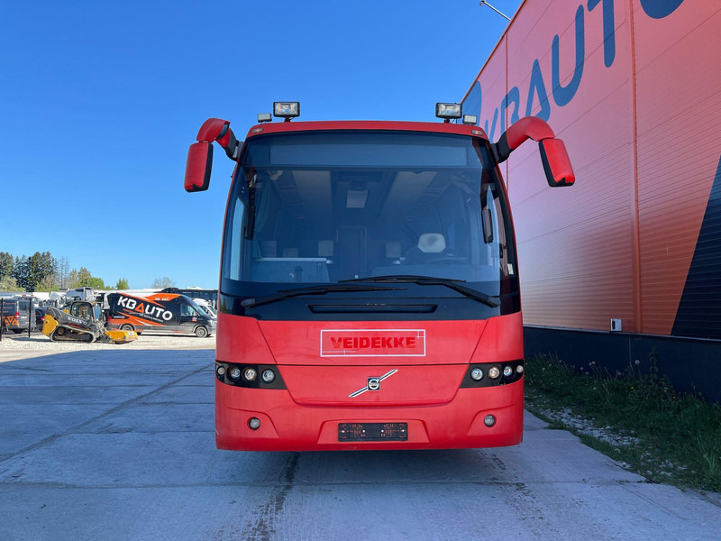 Volvo B12M 4x2 13 SEATS / AC / AUXILIARY HEATING / WC / KITCHEN - Suburban bus: picture 2 Volvo B12M 4x2 13 SEATS / AC / AUXILIARY HEATING / WC / KITCHEN - Suburban bus: picture 2