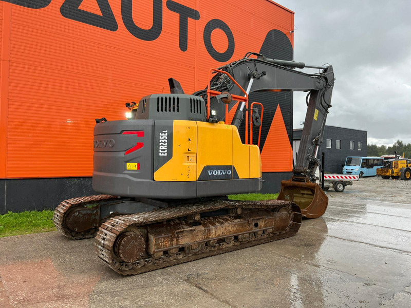 Volvo ECR 235 E CENTRAL LUBRICATION / AC - Crawler excavator: picture 5 Volvo ECR 235 E CENTRAL LUBRICATION / AC - Crawler excavator: picture 5