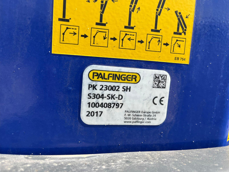 Dropside/ Flatbed truck, Crane truck Volvo FH 540 8x4*4 PK 23002-SH / PLATFORM L= 6330 mm / RETARDER: picture 17