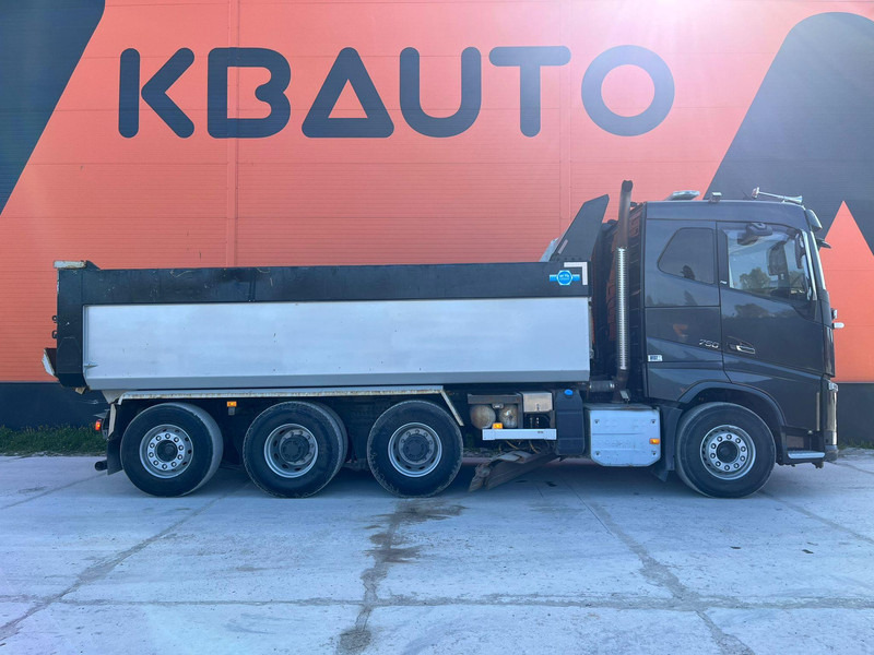 Volvo FH 750 8x4*4 UNDERBODY SCRAPER / RETARDER / BOX L=5940 mm - Tipper: picture 5 Volvo FH 750 8x4*4 UNDERBODY SCRAPER / RETARDER / BOX L=5940 mm - Tipper: picture 5
