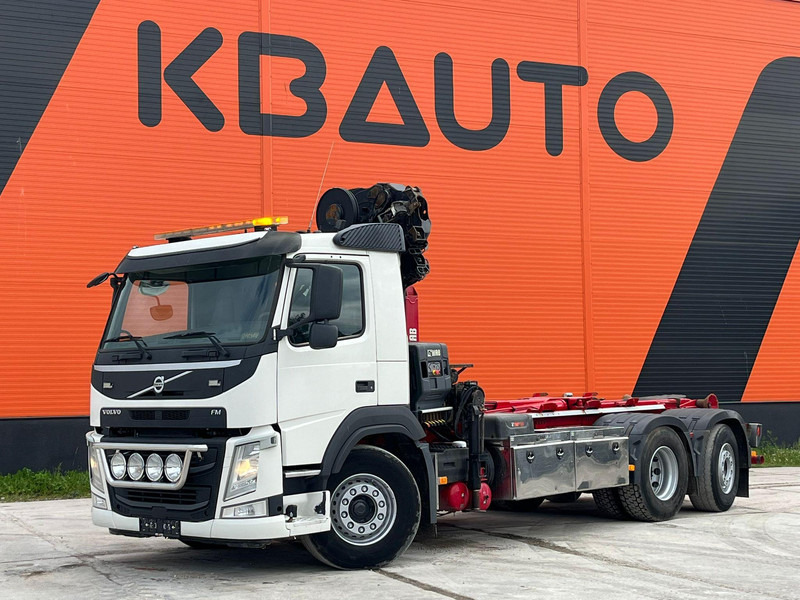 Volvo FM 330 6x2*4 HIAB 192E-5 / HIAB XR 18 ton / L=5100 mm - Hook lift truck, Crane truck: picture 2 Volvo FM 330 6x2*4 HIAB 192E-5 / HIAB XR 18 ton / L=5100 mm - Hook lift truck, Crane truck: picture 2