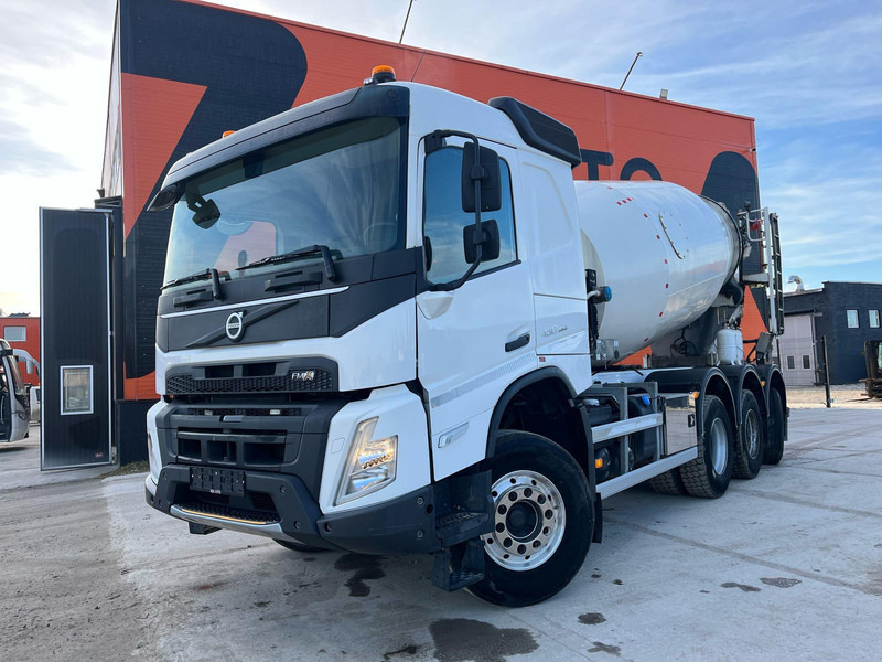 Volvo FMX 430 8x4*4 BSH 103 / 10 m3 - Concrete mixer truck: picture 2 Volvo FMX 430 8x4*4 BSH 103 / 10 m3 - Concrete mixer truck: picture 2