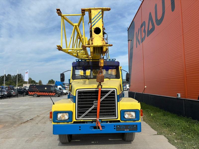 Volvo N 10 6x4 BJÖRNKRANAR C 1601 / 20 TON / BOOM 26,2 + JIB - Mobile crane: picture 3 Volvo N 10 6x4 BJÖRNKRANAR C 1601 / 20 TON / BOOM 26,2 + JIB - Mobile crane: picture 3